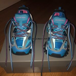 SOLD!!Balenciaga Women’s Track Sneakers
